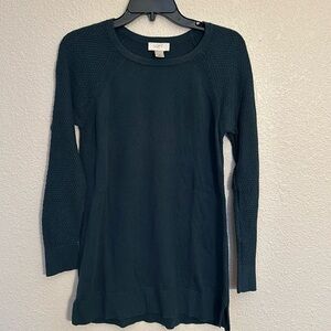Loft long sleeve sweater in a dark green. The size is a medium.
